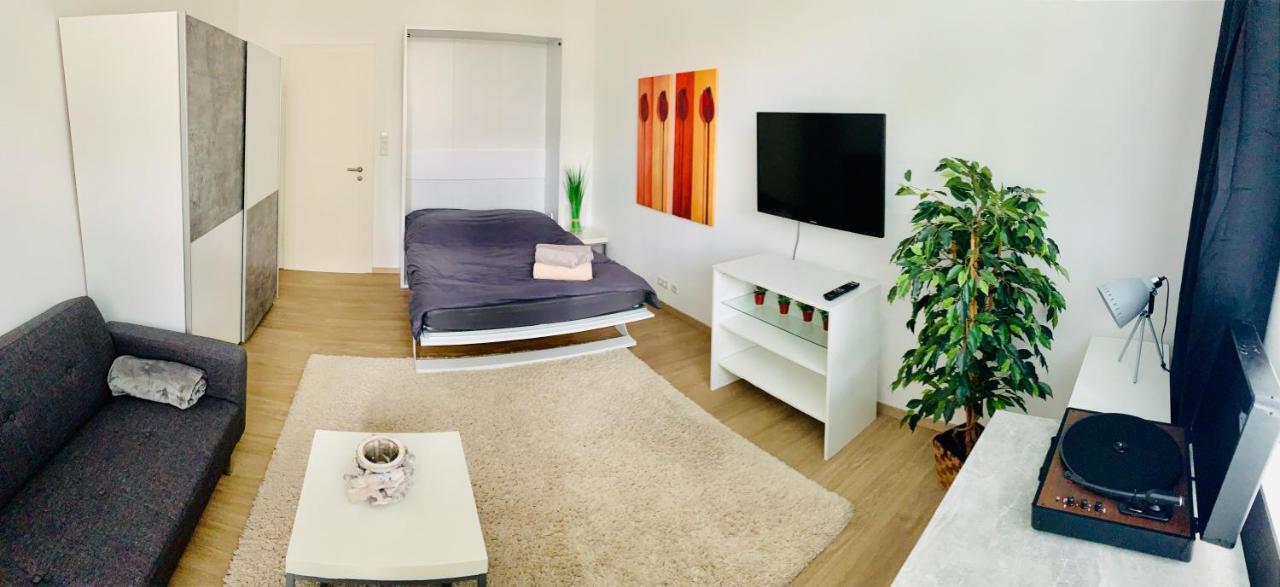 Apartamento Moderner Bungalow, 20 Minuten Bis Hannover City, 24H Check-In Garbsen Exterior foto